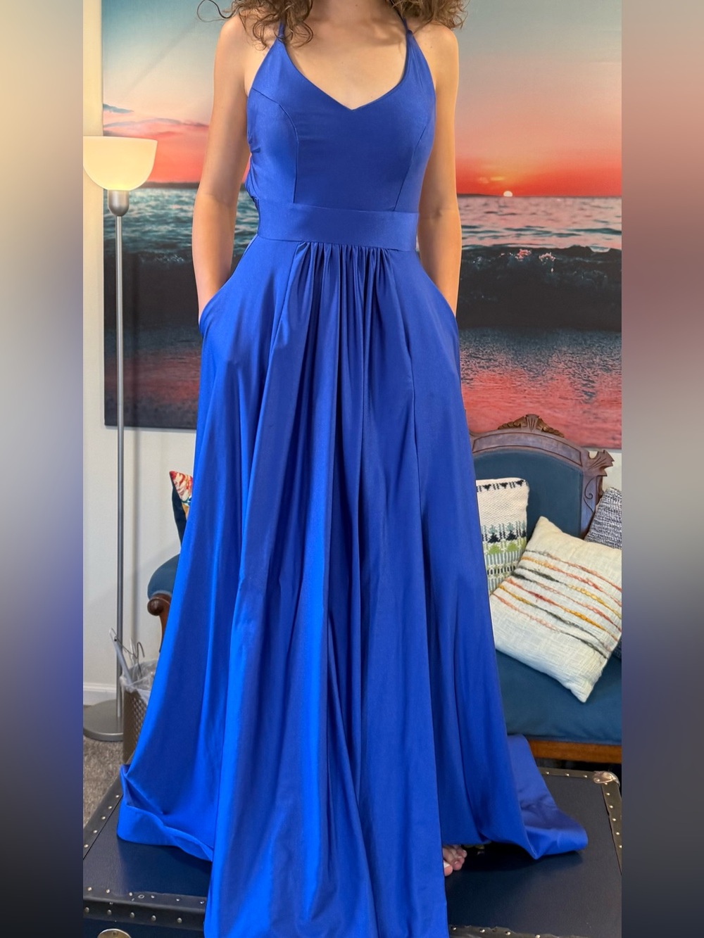Elegant Royal Blue V-Neck Prom Gown with Pockets - Picture 1 of 6